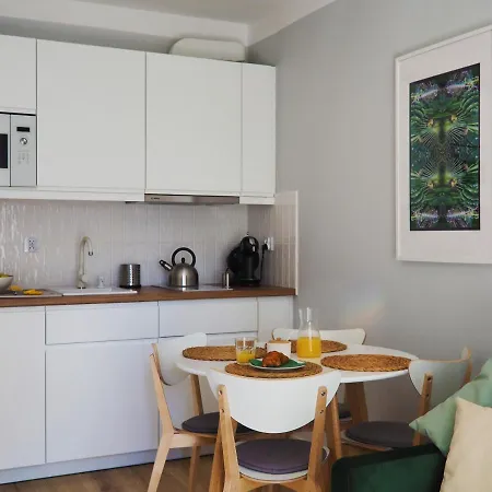 Kropla Rosy Apartment *